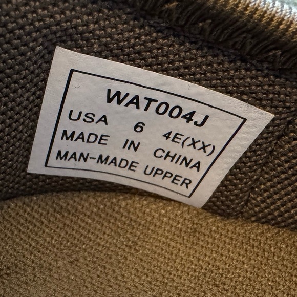 Size 6 Extra Wide Propet Felt Flats - Like New! - Picture 4 of 4